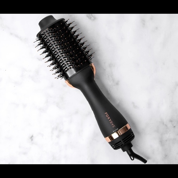 Blowout dryer brush
